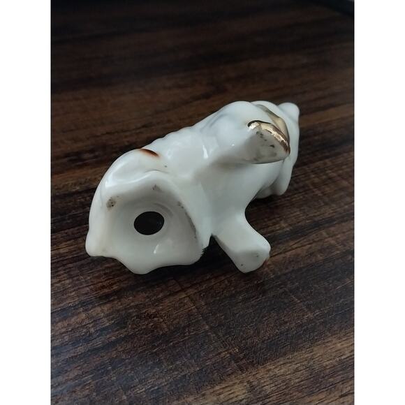 Vintage Porcelain Ivory Gold Trimmed Bulldog Boxer Figurine Statue 3 1/2" - Picture 3 of 3